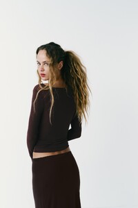 01131306700-a3.jpg