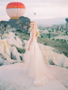 016-truvelle-2018-collection-by-blush-wedding-photography.jpg