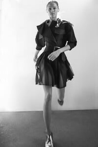 1697225groupfashion.jpg