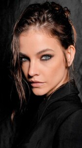 2024_03.04tobimakeup_431262391_249276321586209_2271698302984587383_n.thumb.jpg.7ad6032e0ccaa257d94c90a681c9aaf8.jpg