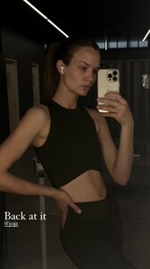 2024_05.13josephineskriver_3367066500454763485.thumb.jpg.d7f0a28dff17a338af16f8607d2b6eb2.jpg