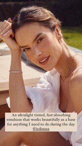 2024_05.15alessandraambrosio_3368804561107110997.thumb.jpg.b1a1d3bc14c61a7b36a51733ff613def.jpg