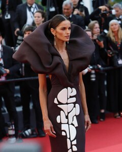 [2024.05.24] izabelgoulart-larrykinghair_443715109_18430072915018300_1657404332283656361_n.jpg