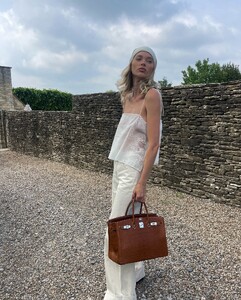 [2024.05.27] hoskelsa_445943995_981893076545960_7711165852910951005_n.jpg