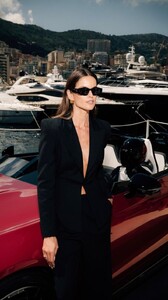 [2024.05.28] izabelgoulart_3377989024646552571.jpg