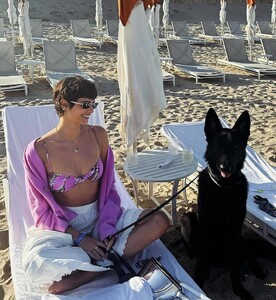 [2024.05.29] bikinilovers_447015903_18438771427056074_773836913758114179_n.jpg