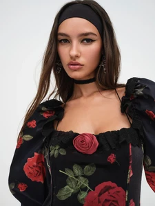 230510_BC_FLL_HO23-BLACK-RED_ROSE_DRESS_0037.webp