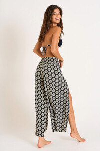 24E-STEFA_SARONG_LRZ01-DOS.jpg