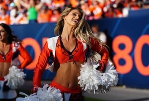 42f2db7eb516702294f82191f2a9b43c.jpg