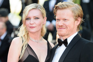 469502232_picturepub-kirsten-dunst-022.jpg