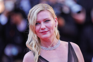 469502292_picturepub-kirsten-dunst-034.jpg