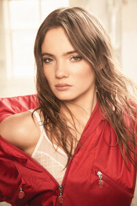 470903420_freya-allan-lee-malone-2024-9.thumb.jpg.c6e034a5903e36cc179594bcd01de99d.jpg