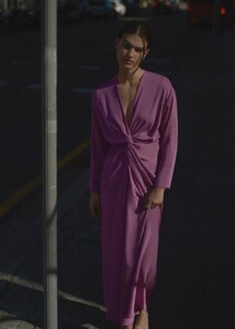 47095868_65_D6.jpg