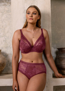 480x672-pdp-mobile-FL102314-ROW-cons-Fantasie-Lingerie-Fusion-Lace-Rosewood-Uw-Padded-Plunge-Bra.jpg