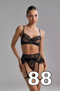 88_EnsembleElaraNoir1.webp