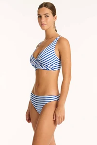 Amalfi-Blue-Stripe_Cross-Front-Multifit-Bra-Top_Regular-Cheeky-Pant_Bikini-Set_Sea-Level-Swim-Australia_04.webp