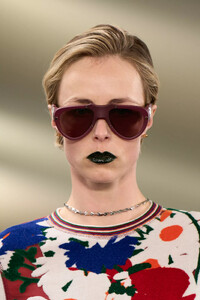 BurberryclpS24014.thumb.jpg.96cd287a4c0e7b699a81b96189a945ba.jpg