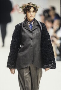 Callaghan1990WomenRTW41.thumb.jpg.24e59df9808277d7220bdd9074e4e12b.jpg