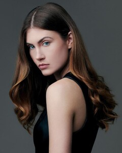 Cassiane Chiniski qw740full-cassie-chiniski.jpg