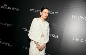 Daisy-Ridley-013.jpg
