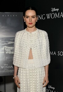 Daisy-Ridley-021.jpg