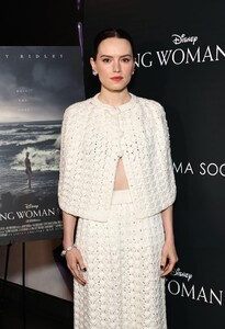 Daisy-Ridley-030.jpg