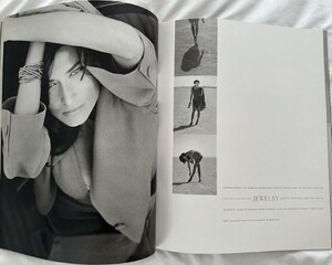DonnaKaranUSSpring90catalog02.thumb.jpg.4348680aeca2783c4e9a4f56b81f1daa.jpg