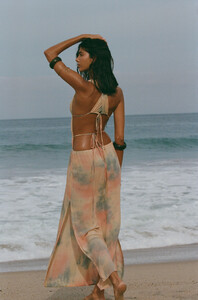 Indah-Brittany-Lifestyle-107_1080x.jpeg