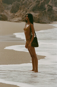 Indah-Brittany-Lifestyle-24_1080x.jpeg