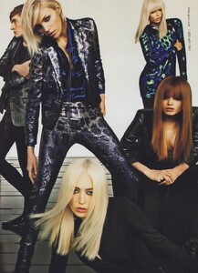 Inez__Vinoodh_Gucci_Fall_Winter_2009_10_02.thumb.jpg.084507ea2abd18dffb0272c78aff72ed.jpg