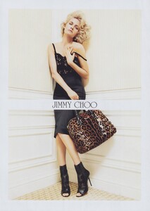 Inez__Vinoodh_Jimmy_Choo_Fall_Winter_2010_11_01.thumb.jpg.90f9f3326e766c61966cd2d0c2d8397b.jpg