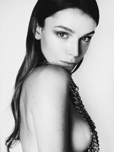 Katya Pushkina large-1529226539-17400c9d0bdf387fad1adbda3987155b.jpg