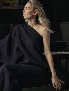 LOfficiel_Paris_2023_12_fr.downmagaz.net-035.thumb.jpg.479ecf97aaa2b4fe840feaa6a9906d1f.jpg