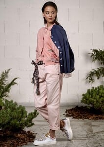 Lookbook spring_summer collection 2023_page_0023.jpg