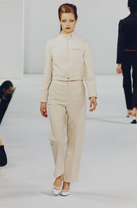 MIUMIU_FS_FW95_024.thumb.jpg.1a8bd4f254b9e7c8f933254bb00f188f.jpg