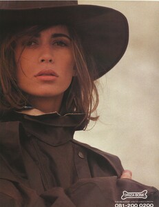 MarieClaireUK_November1990_120.jpg