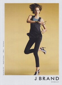 McDean_J_Brand_Fall_Winter_2009_10_01.thumb.jpg.5b7822b6edba8f0865c3f7868b51f2e2.jpg