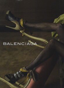 Meisel_Balenciaga_Fall_Winter_2009_10_05.thumb.jpg.1f387a9c87a9ebcc434fb4808faa2d79.jpg