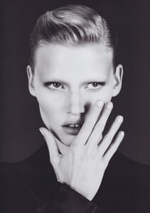 Mert__Marcus_Calvin_Klein_Collection_Fall_Winter_2010_11_04.thumb.jpg.239ea4175c4b9985d11082dd56dfe24d.jpg