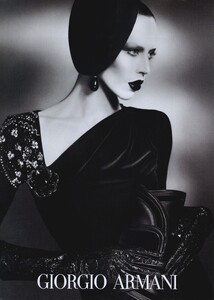 Mert__Marcus_Giorgio_Armani_Fall_Winter_2009_10_01.thumb.jpg.3b09f861490f4e5594a37c94f050d26a.jpg