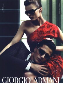 Mert__Marcus_Giorgio_Armani_Fall_Winter_2010_11_10.thumb.jpg.4cfcefef9d67d54dce391dd1a2ee371d.jpg