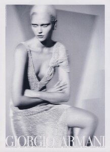 Mert__Marcus_Giorgio_Armani_Spring_Summer_2009_04.thumb.jpg.5fee425bd4d81acb43cfe01fe65818f6.jpg