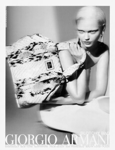 Mert__Marcus_Giorgio_Armani_Spring_Summer_2009_05.thumb.jpg.8093b200211793c84a7fe2b6c1a9c141.jpg