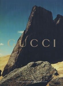 Mert__Marcus_Gucci_Fall_Winter_2010_11_07.thumb.jpg.4c3f3c92c6cfcf6cd112bc7255b97e25.jpg