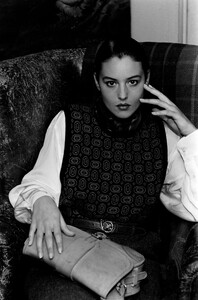 Monica_Bellucci_Ralph_Lauren_FW1989_019.jpg