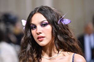 OliviaRodrigoArchives-001.jpg