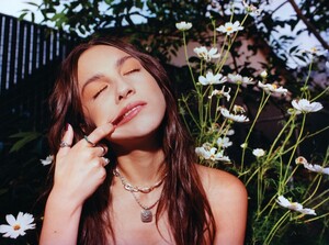OliviaRodrigoArchives-003.jpg