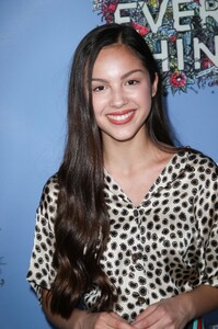 OliviaRodrigoArchives-004.jpg