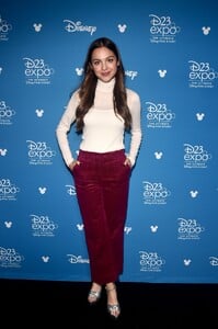 OliviaRodrigoArchives-005.jpg