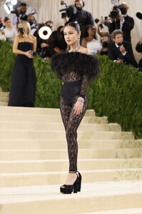 OliviaRodrigoArchives-017.jpg